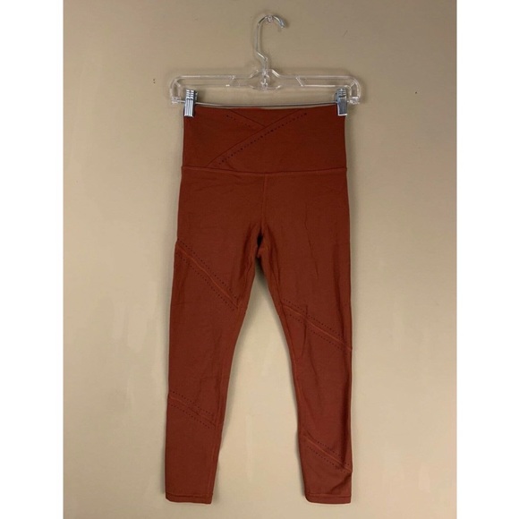 Athleta it’s a wrap 7/8 tight - Picture 2 of 4